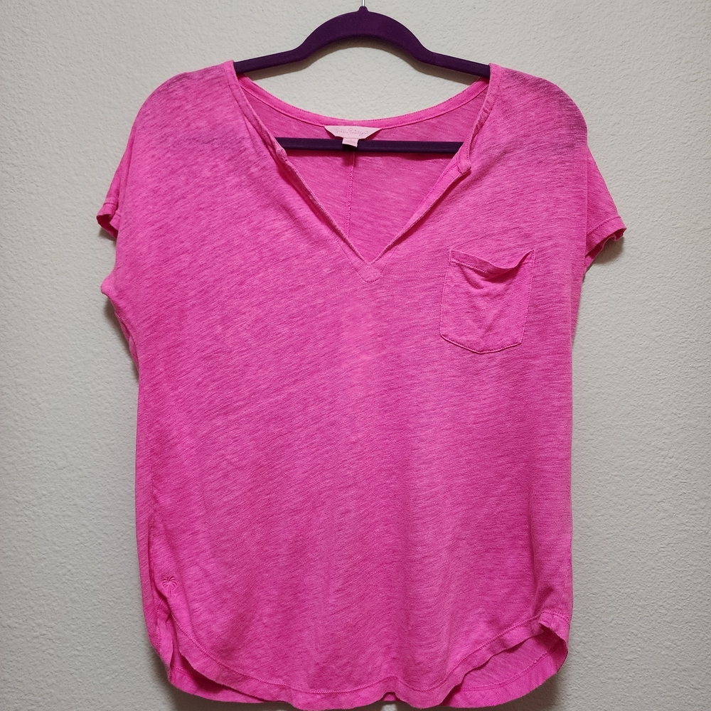 Lilly Pulitzer Hot Pink V-Neck Pocket Tee Sz SMALL
